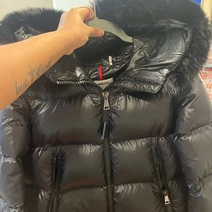 Black coat w/black fur